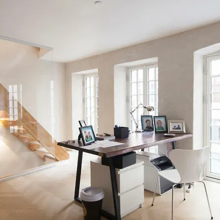 Luxurious Penthouse With Rooftop Terrace * كوبنهاجن